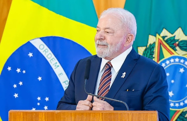 Lula assina MP que amplia em mais R$ 300 milhões programa de desconto para carros novos