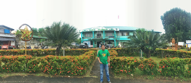 Nueva Valencia Municipal Hall. Nueva Valencia is home to Alubihod Beach and is one of best beach destinations in the province of Guimaras. It is the Agri-Tourism Capital in Guimaras