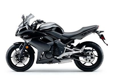 2011 Kawasaki Ninja 400R Black Color