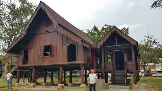  RUMAH  TRADISI PAHANG PENINGGALAN PENGHULU KELOLA MENJADI 