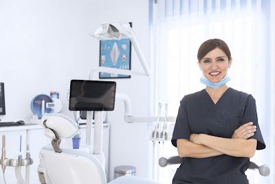 wszczepianie implantów w gabinecie stomatologicznym Toruń
