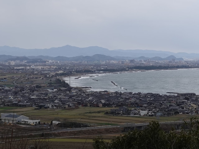 むきばんだ史跡公園　首長の墓からの眺望