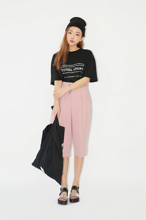 Pintuck Wide Leg Pants