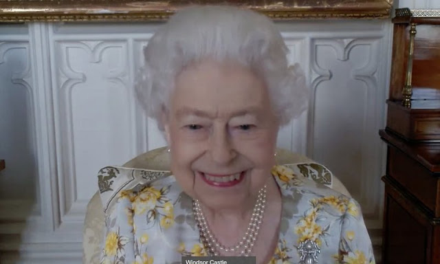 As Patron of the Royal London Hospital, Queen Elizabeth took part in the official opening of the Queen Elizabeth Unit