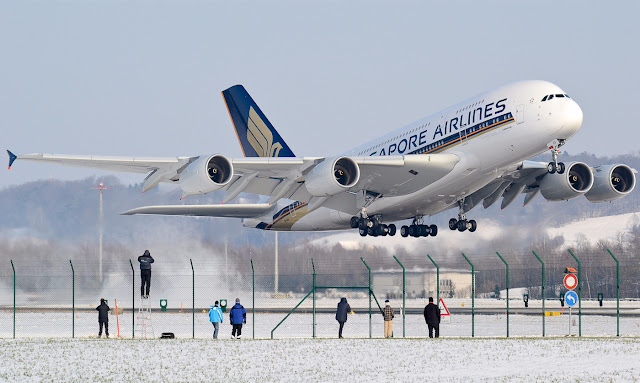 A380-800 of Singapore Airlines Takeoff at Kloten