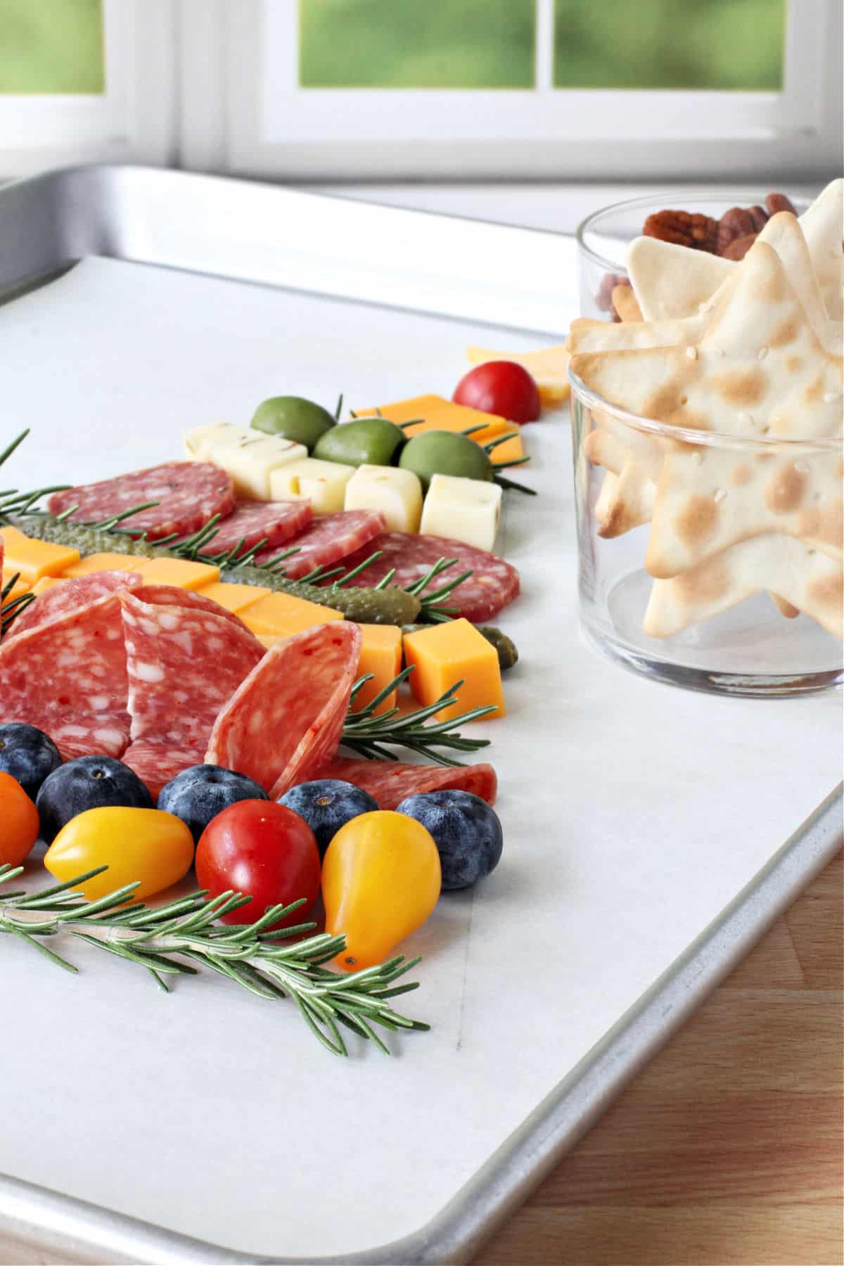Christmas Tree Charcuterie Board for Serving.