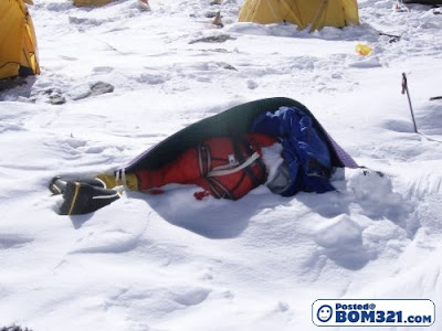 Mayat Pendaki Di Gunung Everest