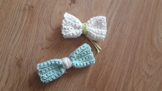 DIY easy crochet bows tutorial