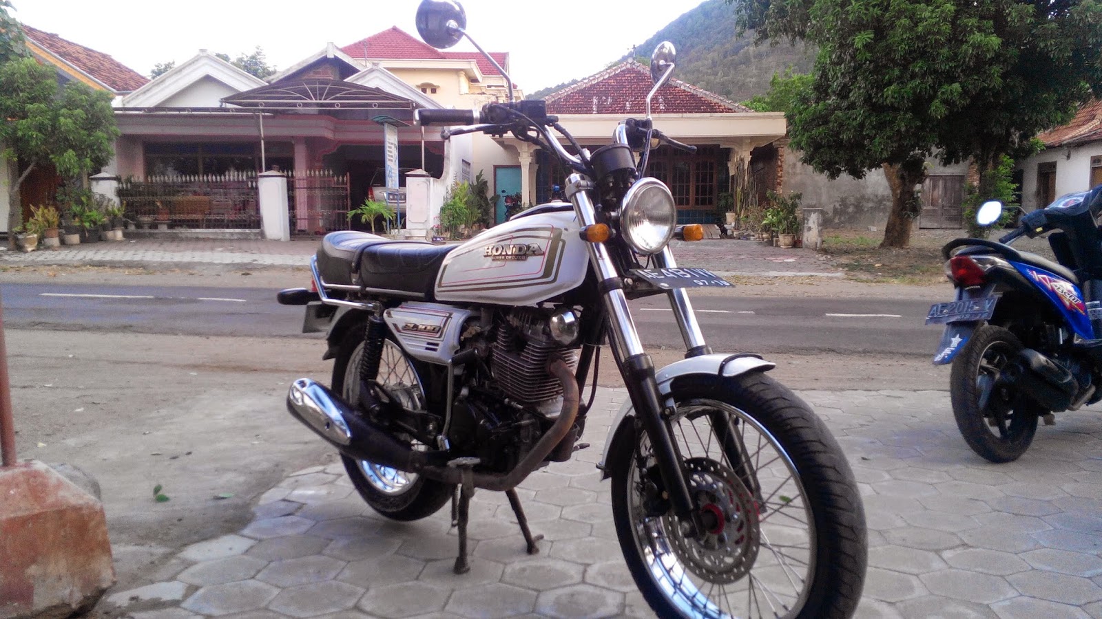 Pedeoke5758 Honda GL 100 MODIFIKASI