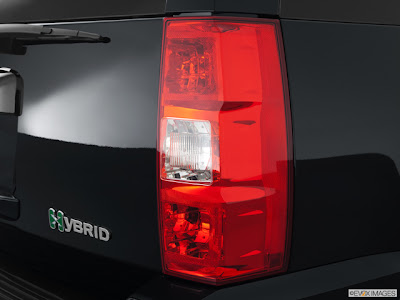 2012 chevrolet tahoe hybrid tail light