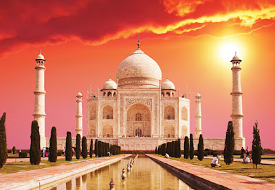 Kisah Misteri Dibalik Keindahan Taj Mahal India