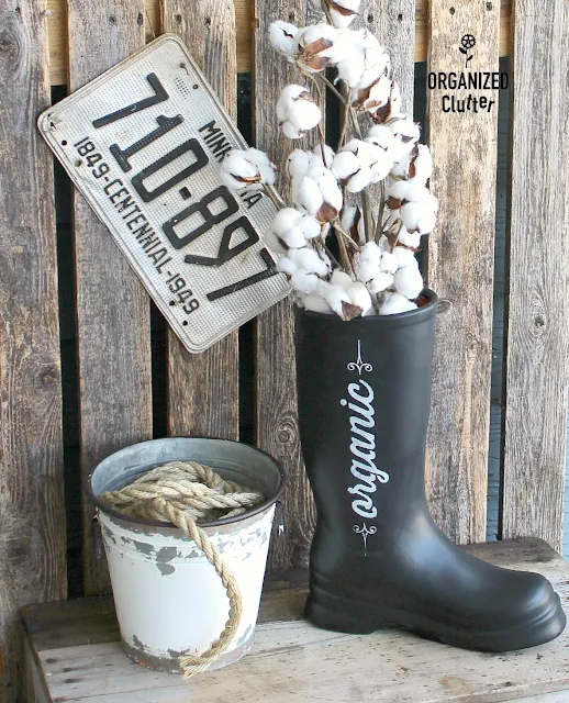 Up-Cycled Ceramic Boot Vase/Flower Pot #upcycle #stencil #fusionmineralpaint #farmhouse #bootplanter #bootvase