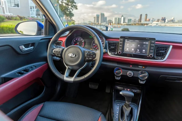 Novo Kia Rio 2018 - interior