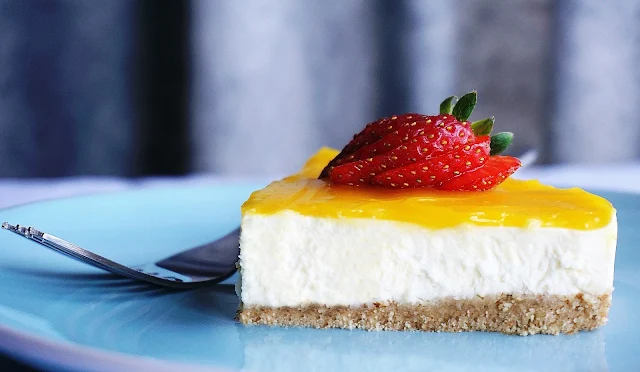 Low Carb No Bake Lemon Cheesecake