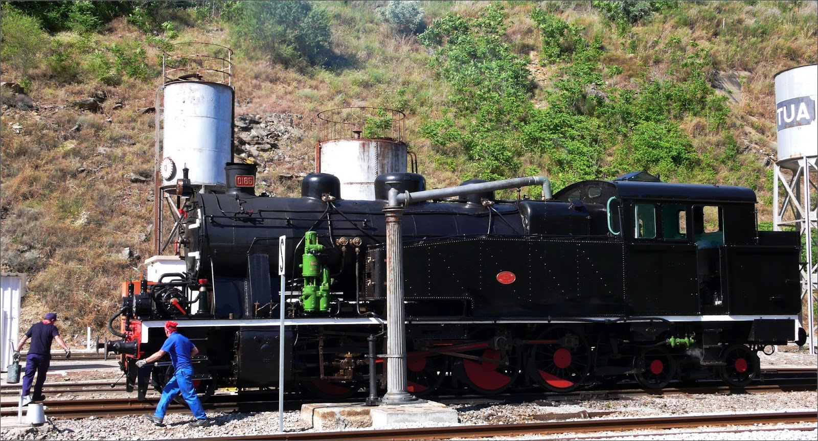 Alcino Sousa Douro Locomotiva A Vapor C P 0186 Tua 16