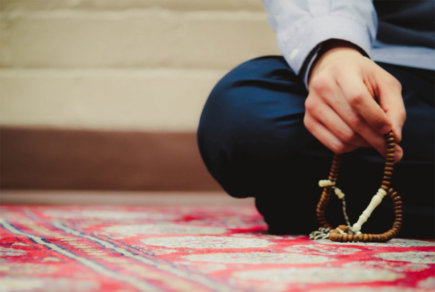 Panduan Lengkap Bacaan Doa, Niat dan Tata Cara Sholat Tasbih