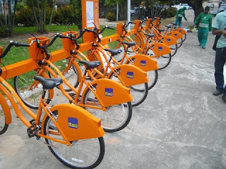 Sem conflito bicicletário foi instalado na Praça Carlos Batalha