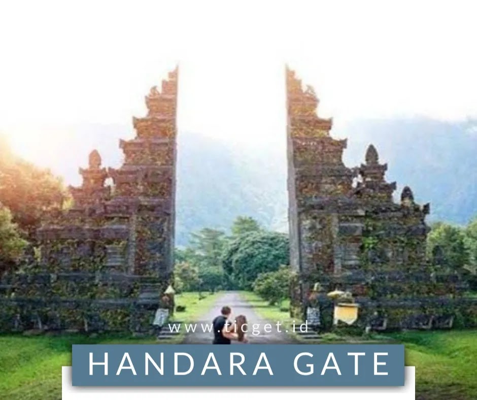 bedugul-bali-beratan-lake-botanical-garden-handara-gate