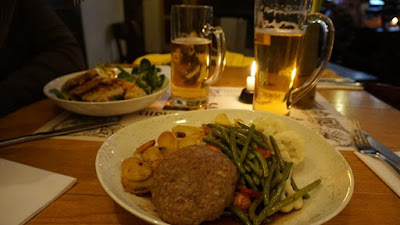 Berliner boulette en Zur Letzten Instanz