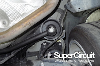 SUPERCIRCUIT Rear Under Bar installed to the Toyota Vellfire 2.5 (ANH30)