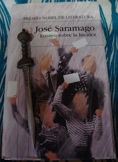 Portada del libro Ensayo sobre la lucidez, de José Saramago