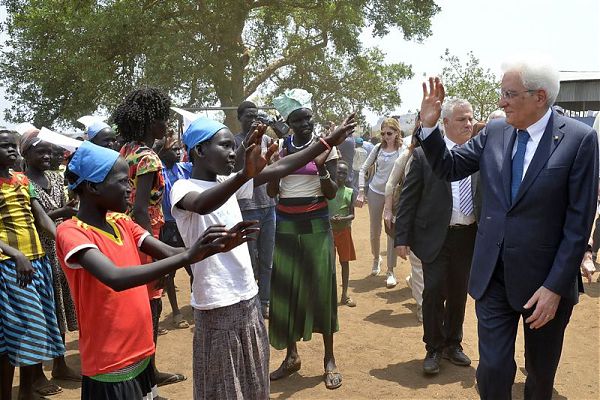 Mattarella: "L'Etiopia ha dei problemi ma non fa mancare il suo aiuto"