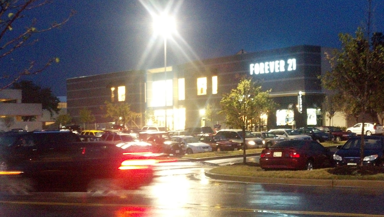 Forever 21 at Westfield Annapolis Mall Relocation Celebration