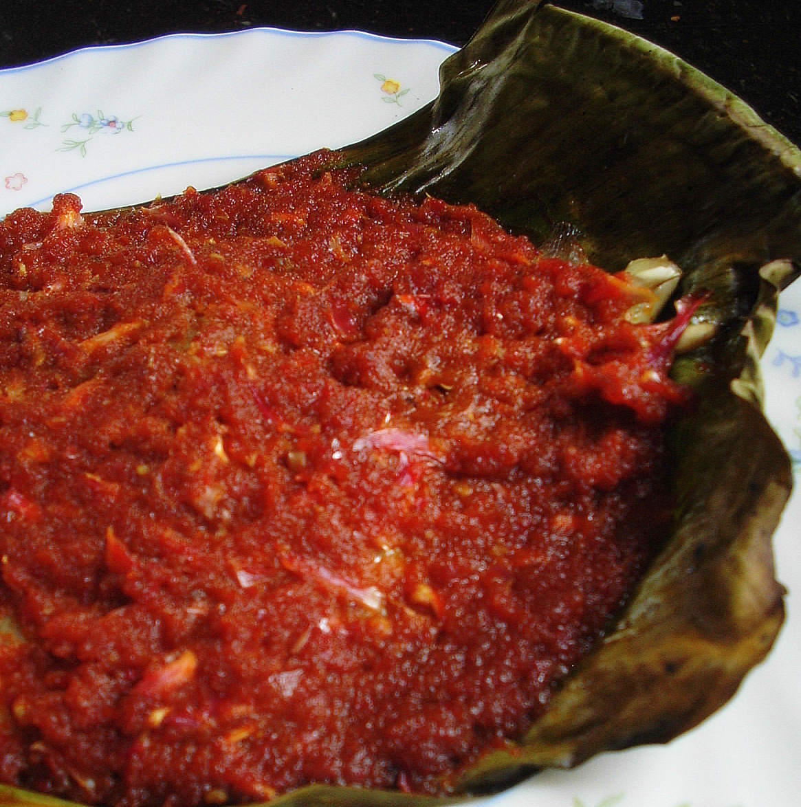 IKAN PARI BAKAR SAMBAL BUNGA KANTAN