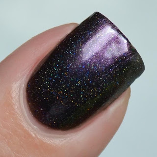 duochrome nail polish