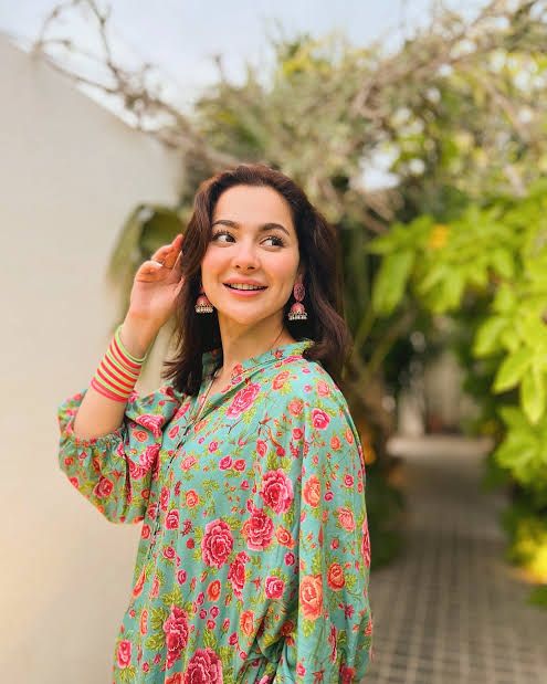 Actors of film and drama Industry: All About Hania Amir Life