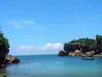 PANTAI NGRENEHAN