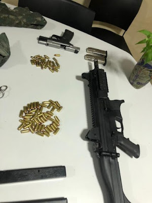 Polícia Militar apreende submetralhadora, pistola e quase 100 munições na véspera de Natal na Paraíba