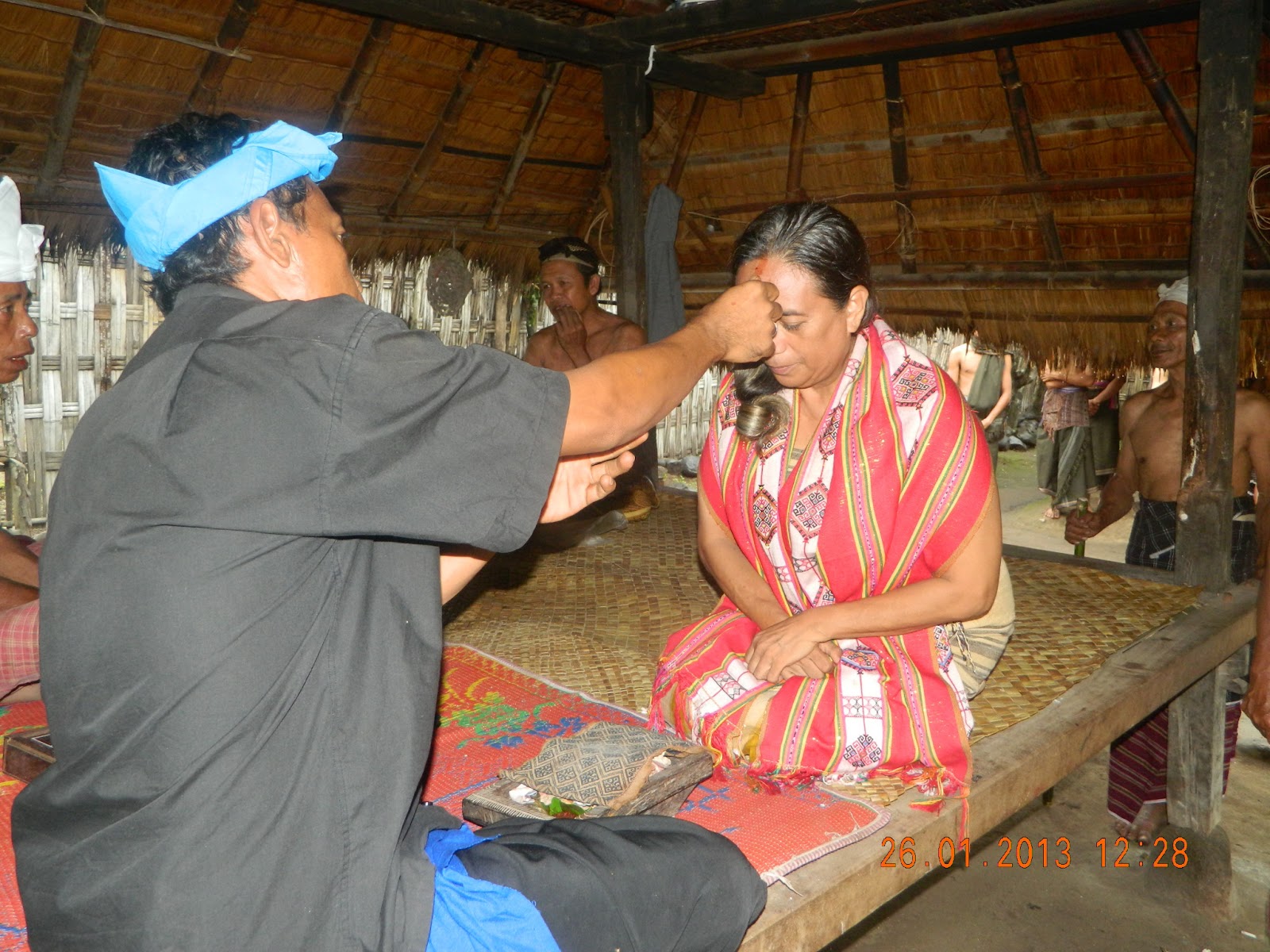 Menengok Tradisi Maulid Adat Bayan  sasak culture 