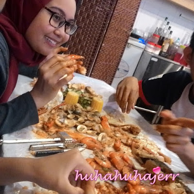 Shell Out Di My Story Cafe, Kota Kemuning Kelmarin.....