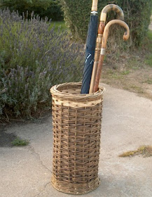 willow umbrella basket / holder