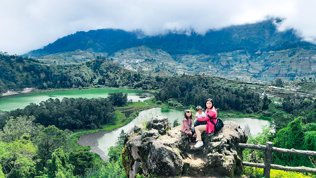 Batu Pandang Ratapan Angin