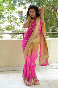 pavani new photos in saree-thumbnail-18