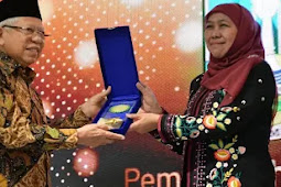 Maruf Amin Hadiri Acara Anugerah Adinata  Syariah 2023