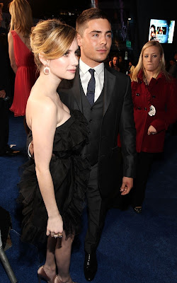 Emma Roberts at the 2011 People's Choice Awards