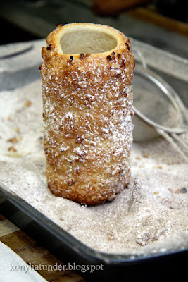 Docklands-Christmas-festival-2012-chimney-cake