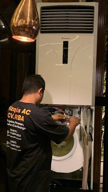 galeri Rizqia AC Suvarna Sutera Jasa service AC, Perawatan cuci AC, isi freon, jasa bongkar pasang AC, pengadaan AC baru, serta tukar tambah AC area Suvarna Sutera