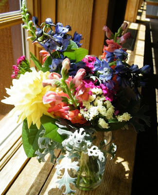 wedding centerpiece delphinium