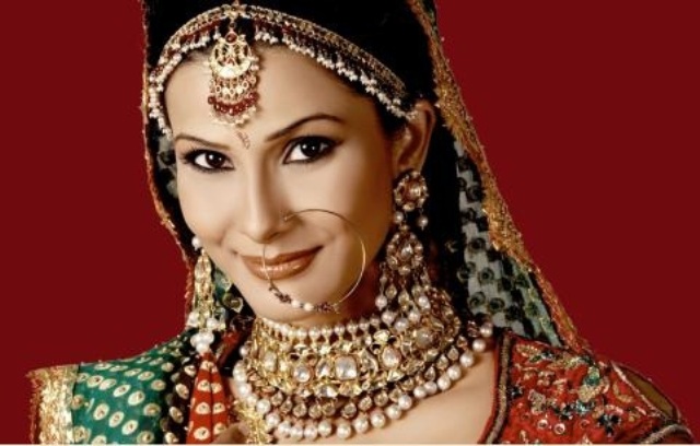 Therapeutic Benefits of Wearing Indian Jewelry