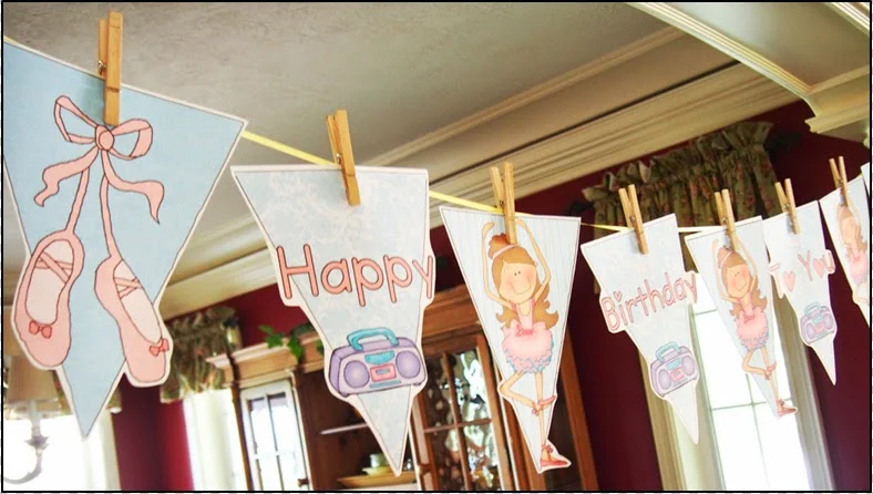 Funny Ballerina: Free Printable Bunting.