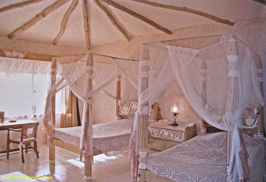 Childrens Canopy Bedroom Sets Dreamy Canopy Beds  Gretha Scholtz