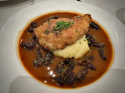 Saveur, pan seared sweetbread morel mushrooms vin jaune sauce