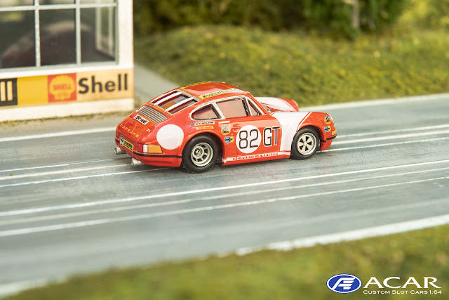 Porsche 911S Kremer Racing Custom Slot Car mit optimaler Straßenlage