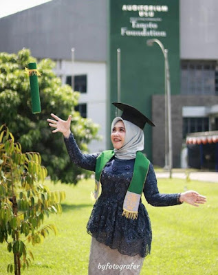 model kebaya wisuda modern terbaru