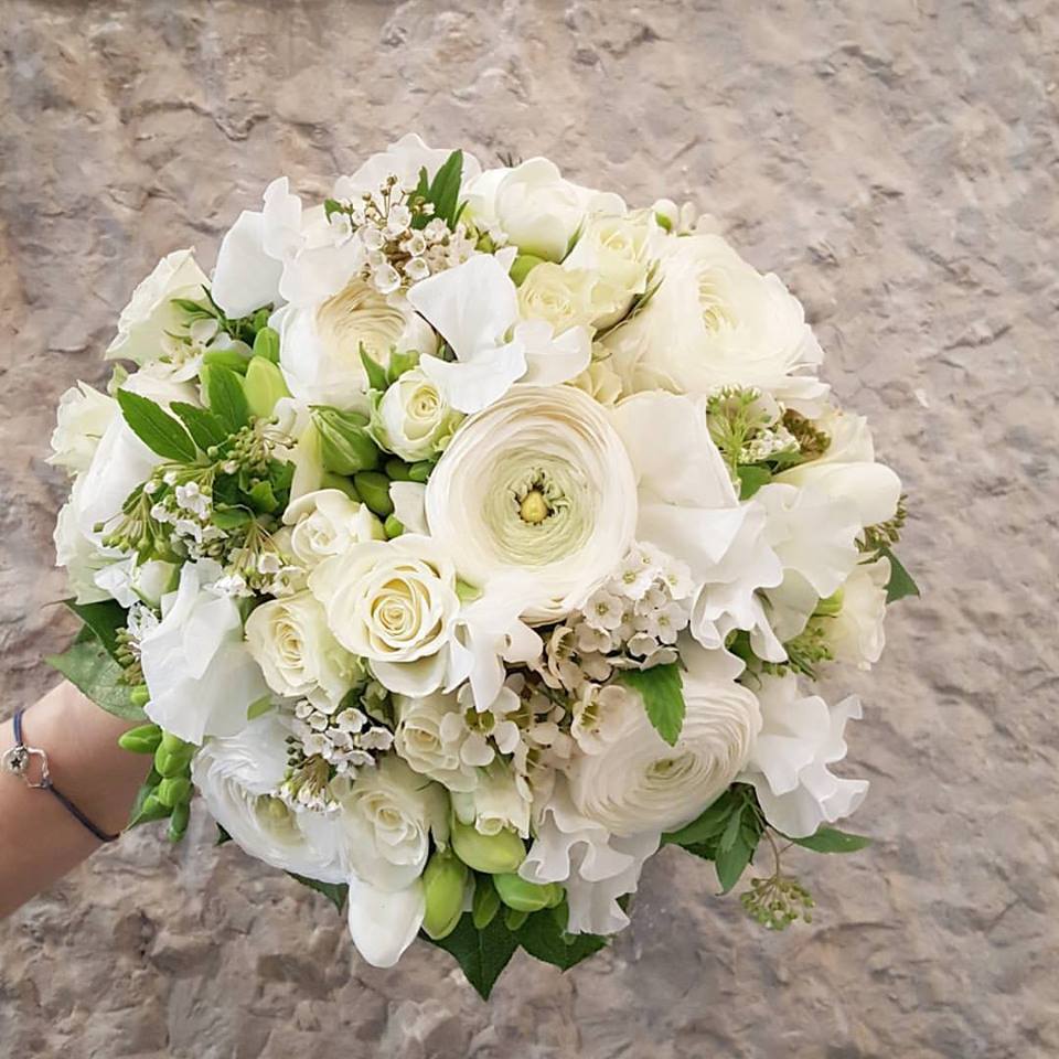 Buket Bunga Pengantin Hand Bouquet Bunga Pernikahan