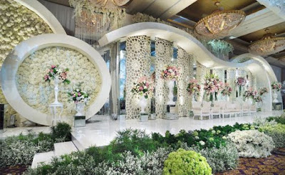 Dekorasi Pengantin Mewah Dan Sederhana